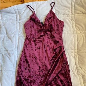 🐙 super pretty velvet dress!. worn once on an nye 🐙
